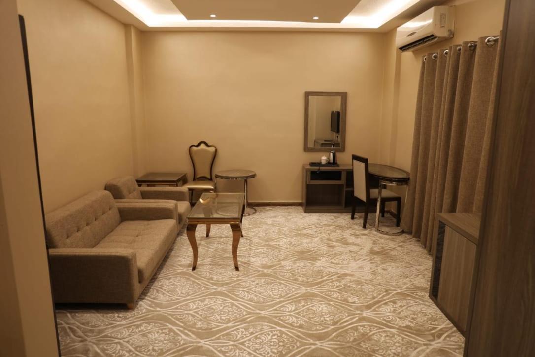 Al Shaiki Hotel Jubail Bagian luar foto